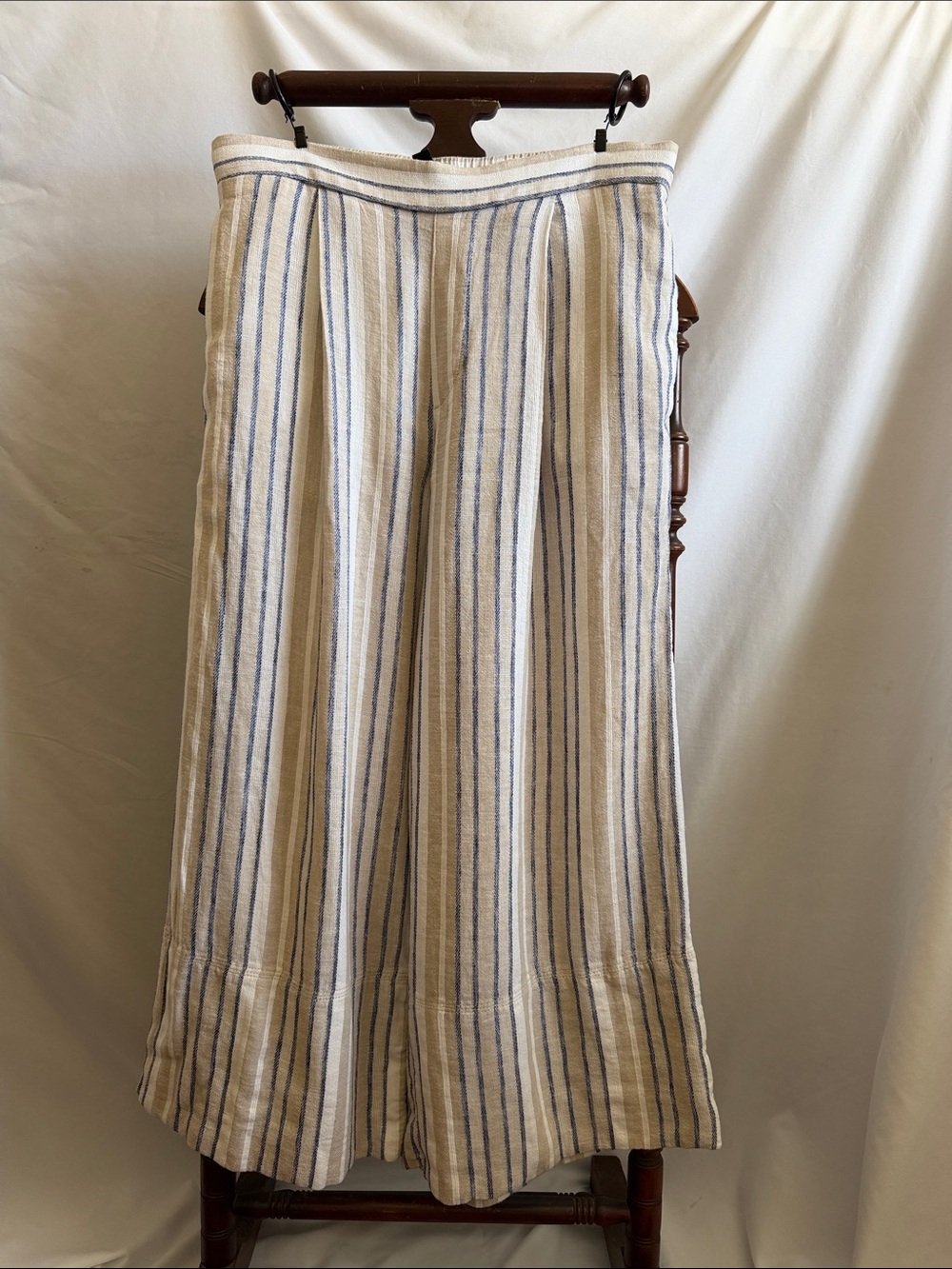 Banana Republic Striped Linen-Blend culottes in Cream and Blue